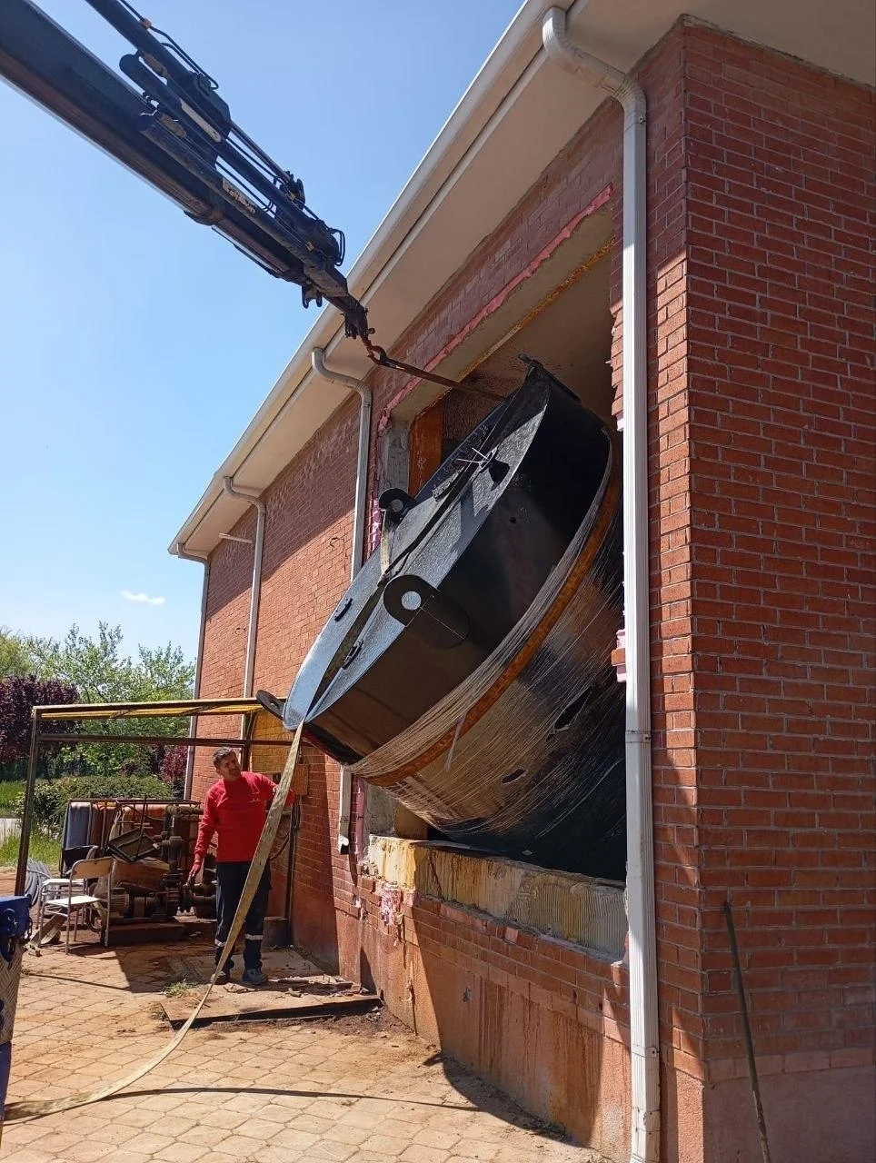 ESKİ Eskişehir İçme Suyu Arıtma Tesisi 3 Adet 20 m³ HDPE Kimyasal Depolama Tankı ve Acil Hat Yenileme Projesi - Gallery 5